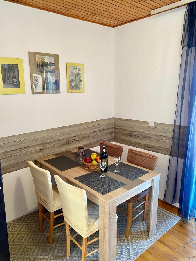 Apartmani Ines Марина Экстерьер фото