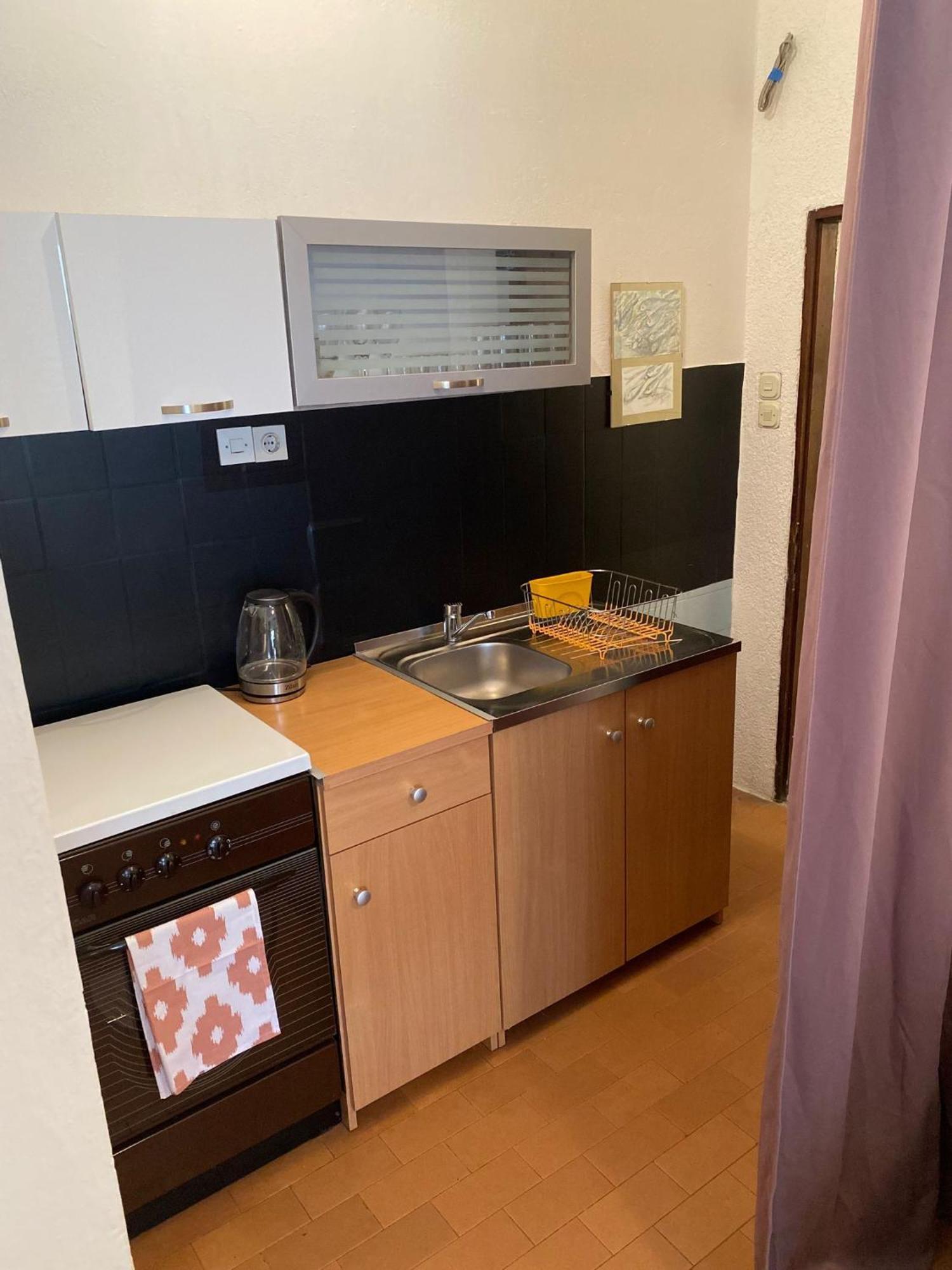 Apartmani Ines Марина Экстерьер фото